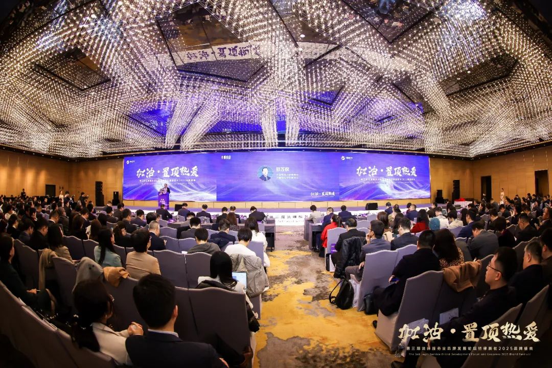 1740385046734804.jpg 640.jpg